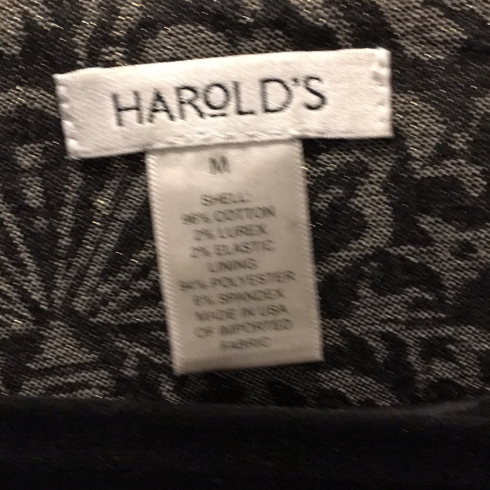 Gorgeous Harold’s 1 snap blazer - Picture 3 of 8